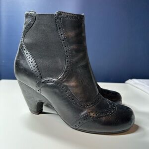 Miz Mooz Black Tallys Heeled Booties‎ Size 6